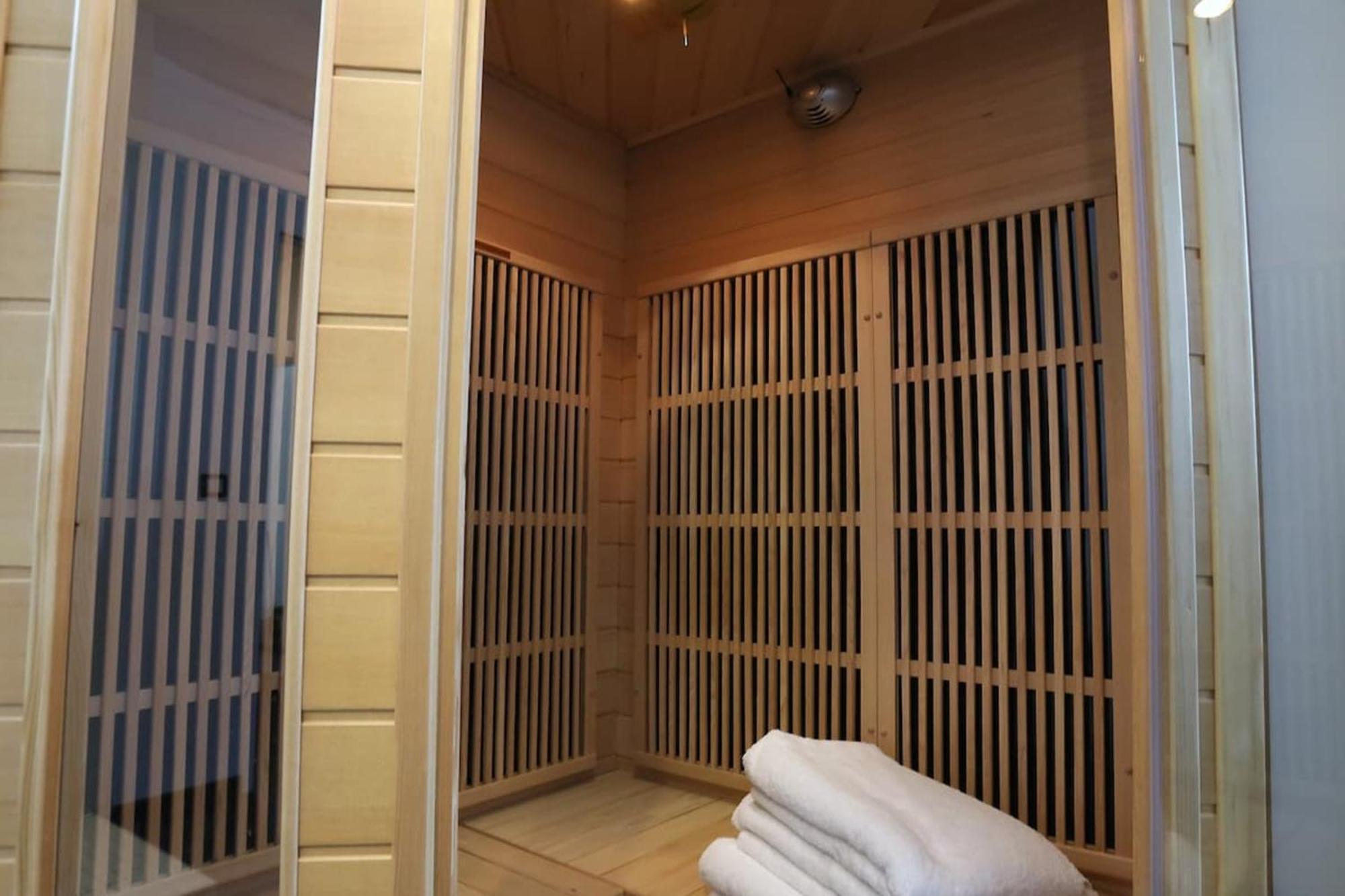 2 Bd Apartment With Sauna In The Center Of アヌシー エクステリア 写真